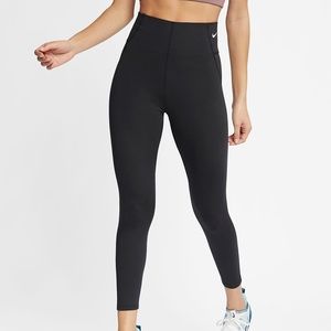 Nike Sculpt Crop leggings